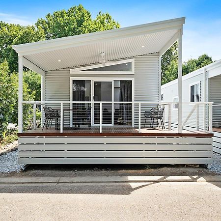 Myrtleford Holiday Park Екстериор снимка