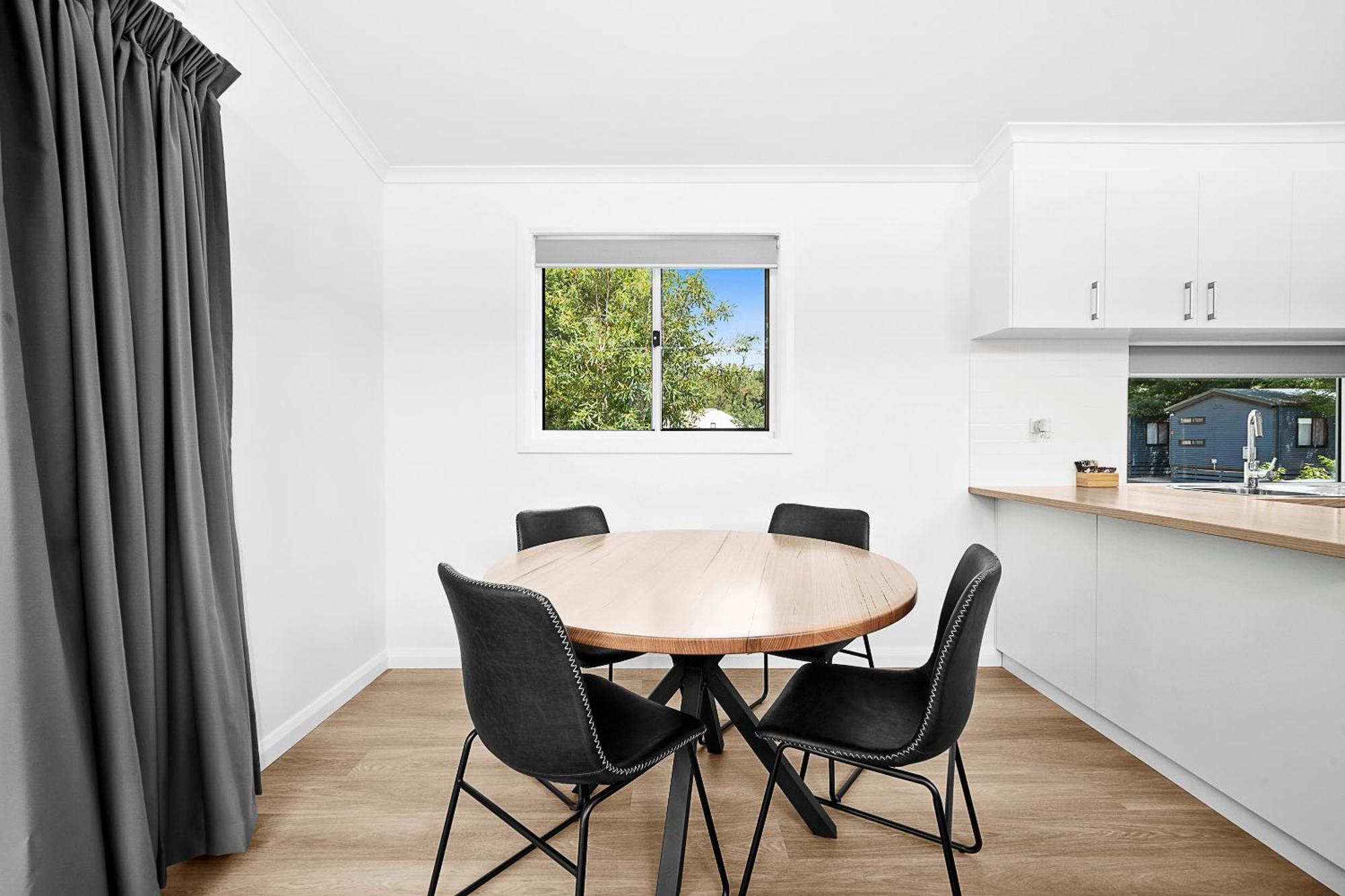 Myrtleford Holiday Park Екстериор снимка