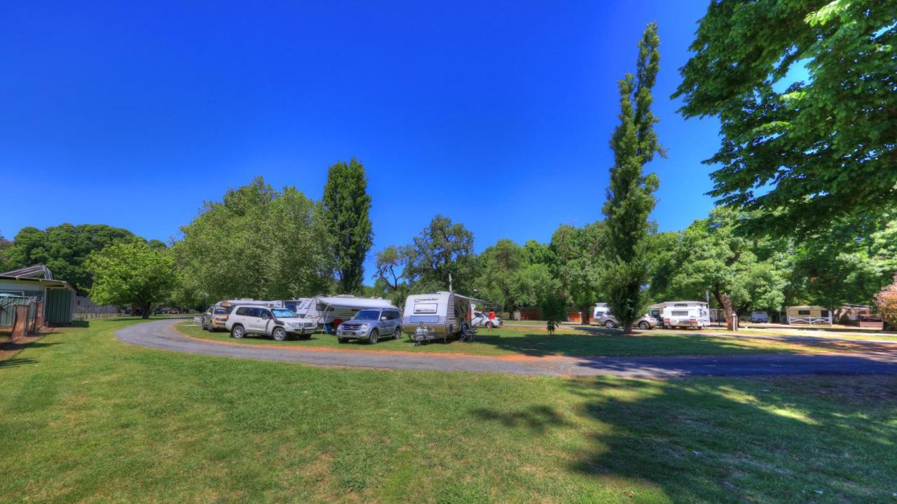 Myrtleford Holiday Park Екстериор снимка