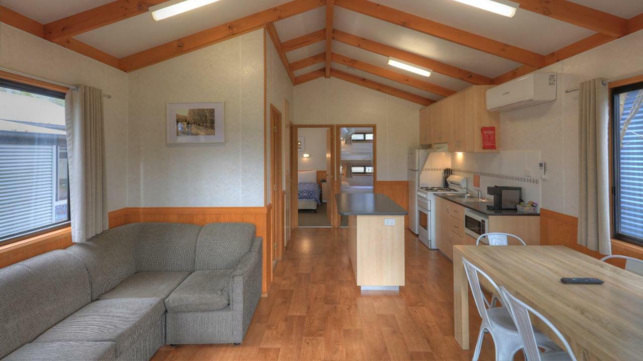 Myrtleford Holiday Park Екстериор снимка